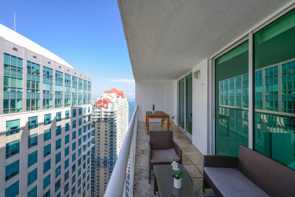 Centric Modern 40Thfloor Brickell Condo Free Parking By Palermo Home Miami Exterior foto